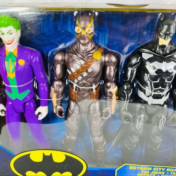 DC Comics Gotham City Defenders 12" 4 Pack Joker Talon Batman Nightwing - Picture 2 of 9